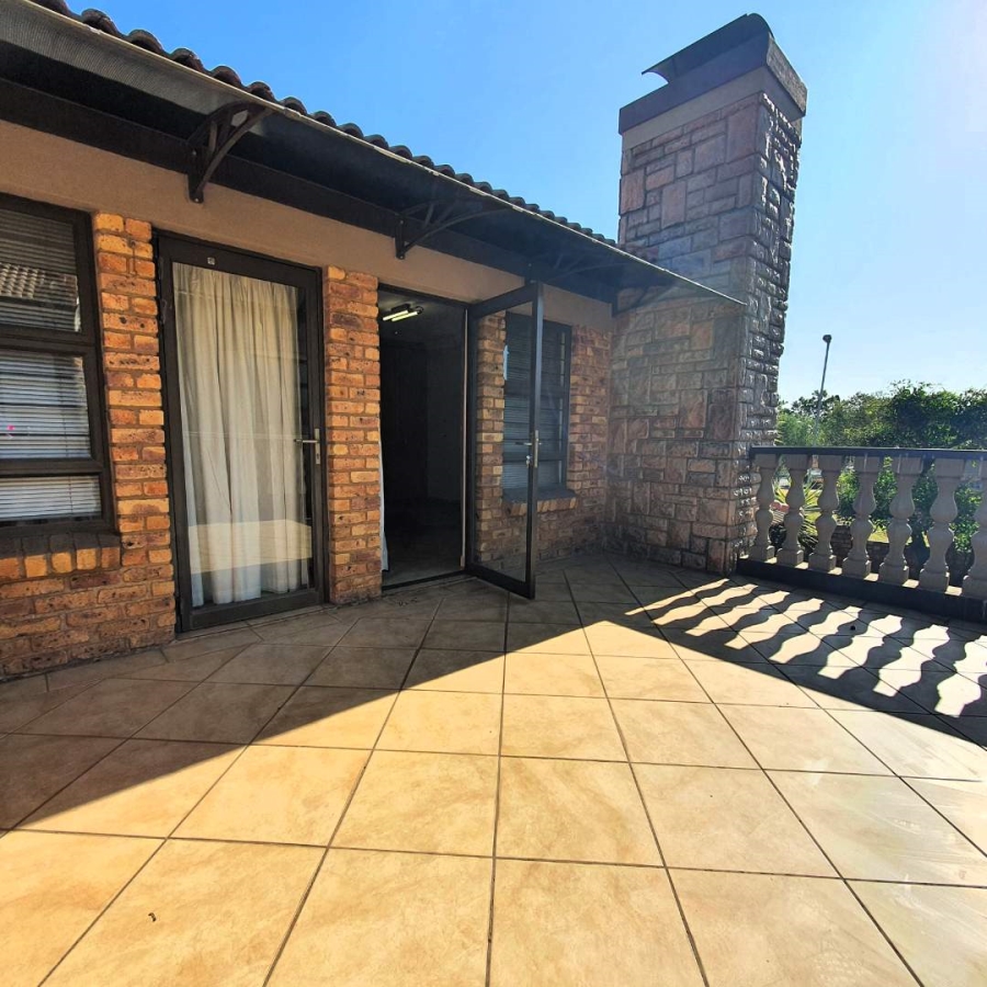 3 Bedroom Property for Sale in Beyerspark Gauteng