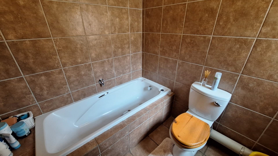 3 Bedroom Property for Sale in North Riding Gauteng