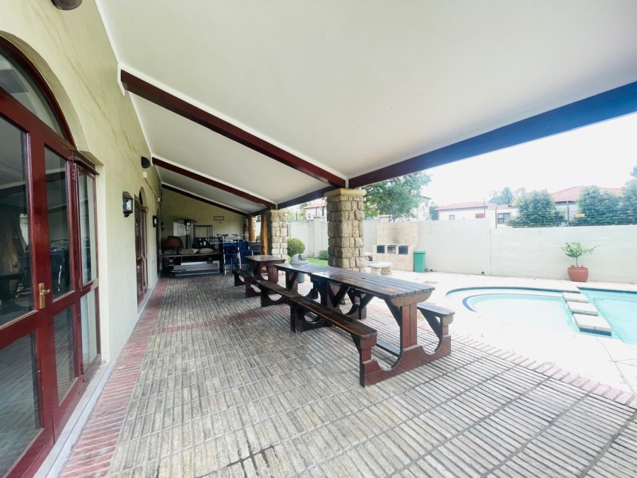 1 Bedroom Property for Sale in Morningside Gauteng