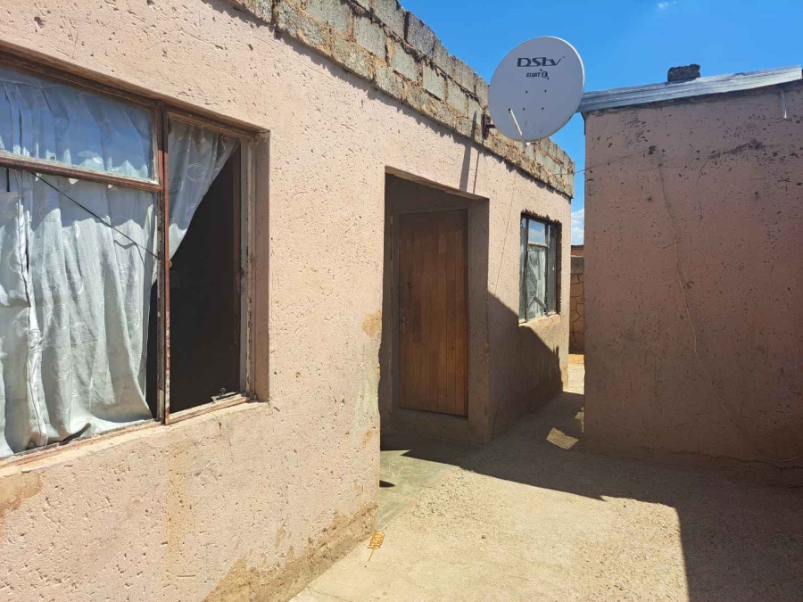 5 Bedroom Property for Sale in Mamelodi East Gauteng