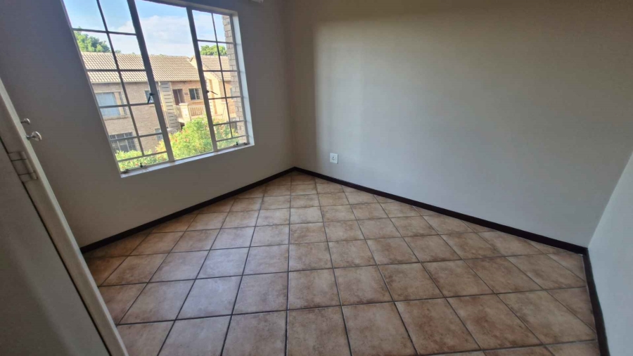 2 Bedroom Property for Sale in Olympus Gauteng