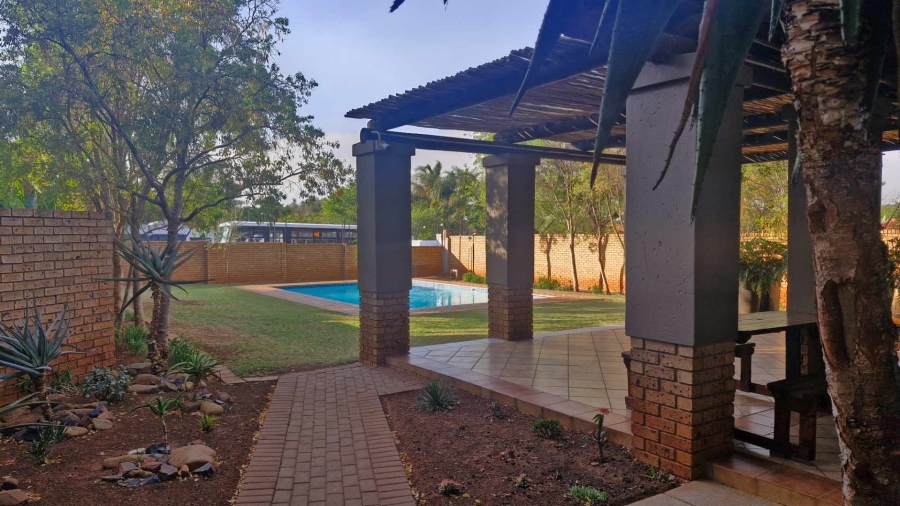 2 Bedroom Property for Sale in Olympus Gauteng