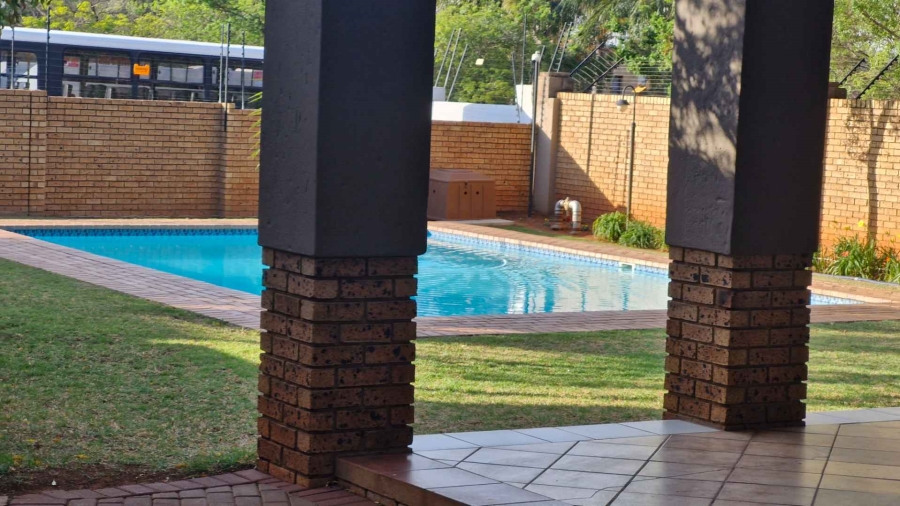 2 Bedroom Property for Sale in Olympus Gauteng