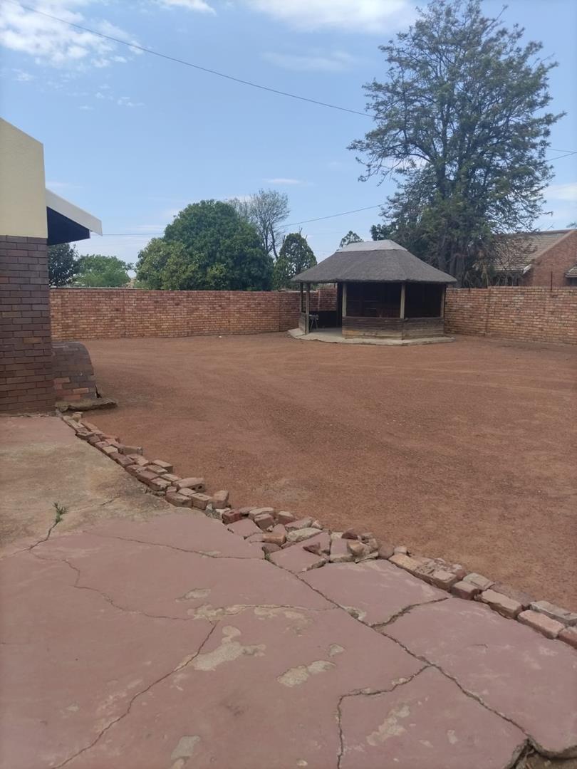 3 Bedroom Property for Sale in Soshanguve DD Gauteng