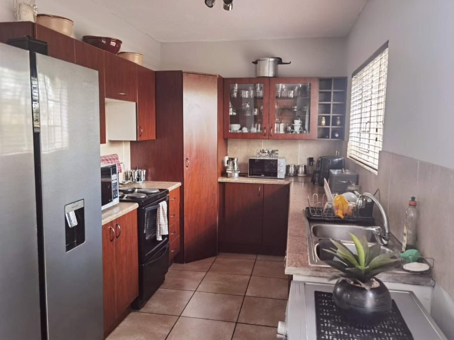 3 Bedroom Property for Sale in Glen Marais Ext 1 Gauteng