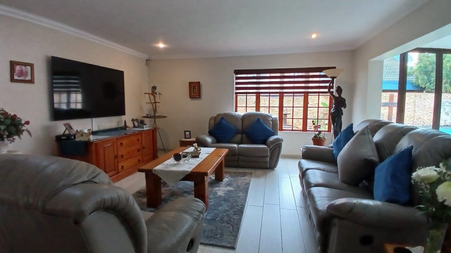 4 Bedroom Property for Sale in Glen Erasmia Gauteng