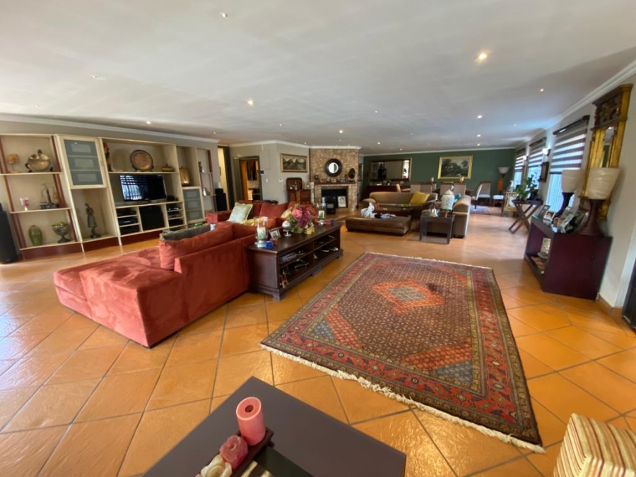 5 Bedroom Property for Sale in Bedfordview Gauteng