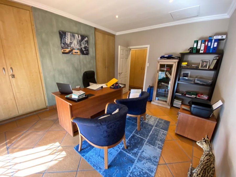 5 Bedroom Property for Sale in Bedfordview Gauteng