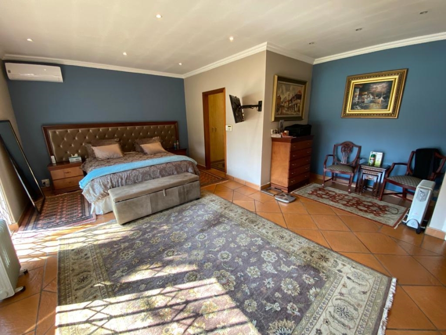 5 Bedroom Property for Sale in Bedfordview Gauteng