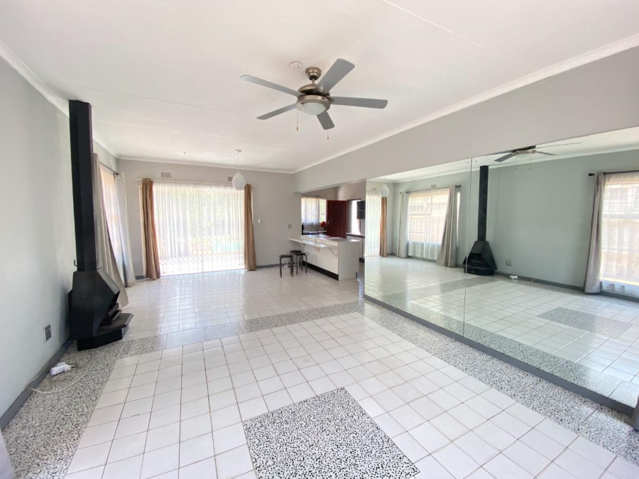 3 Bedroom Property for Sale in Suideroord Gauteng