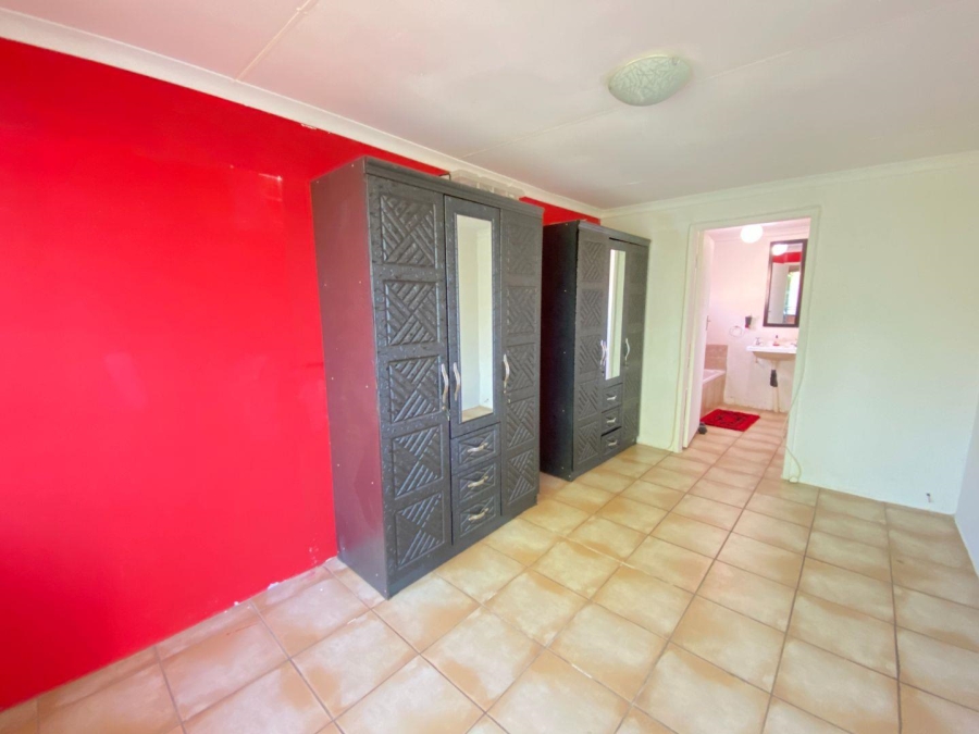 4 Bedroom Property for Sale in Kibler Park Gauteng