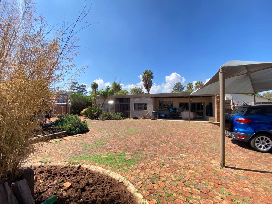 4 Bedroom Property for Sale in Kibler Park Gauteng