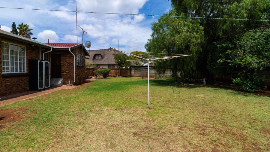 3 Bedroom Property for Sale in Dersley Gauteng