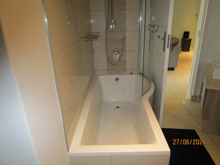 1 Bedroom Property for Sale in Rosebank Gauteng