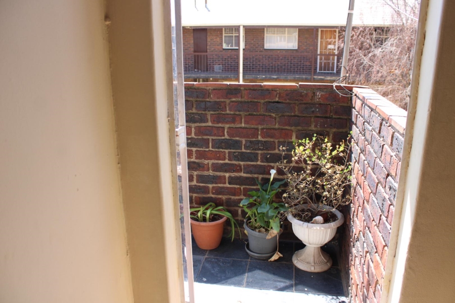 To Let 3 Bedroom Property for Rent in Horison View Gauteng