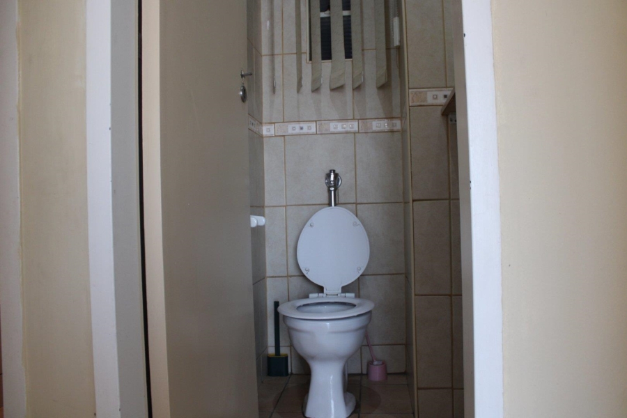 To Let 3 Bedroom Property for Rent in Horison View Gauteng