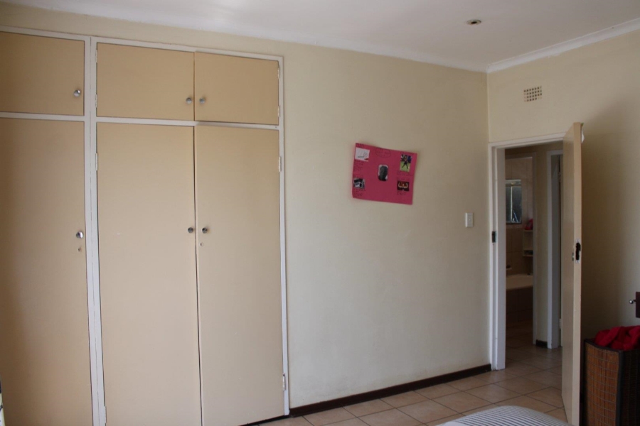 To Let 3 Bedroom Property for Rent in Horison View Gauteng