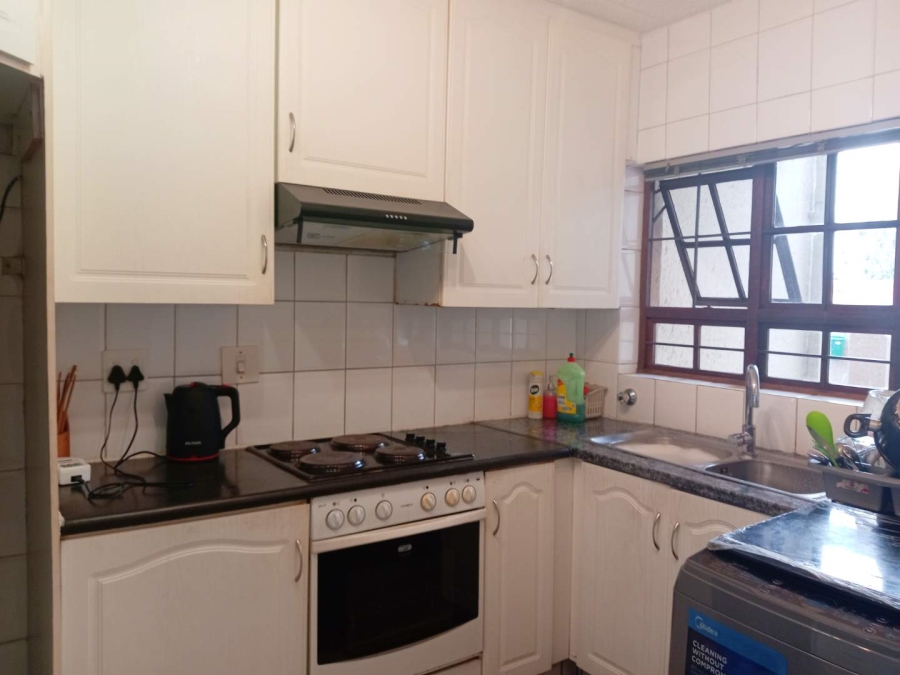 To Let 3 Bedroom Property for Rent in Dowerglen Gauteng