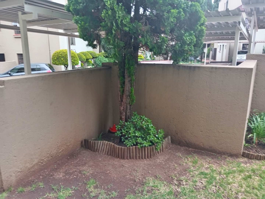 To Let 3 Bedroom Property for Rent in Dowerglen Gauteng