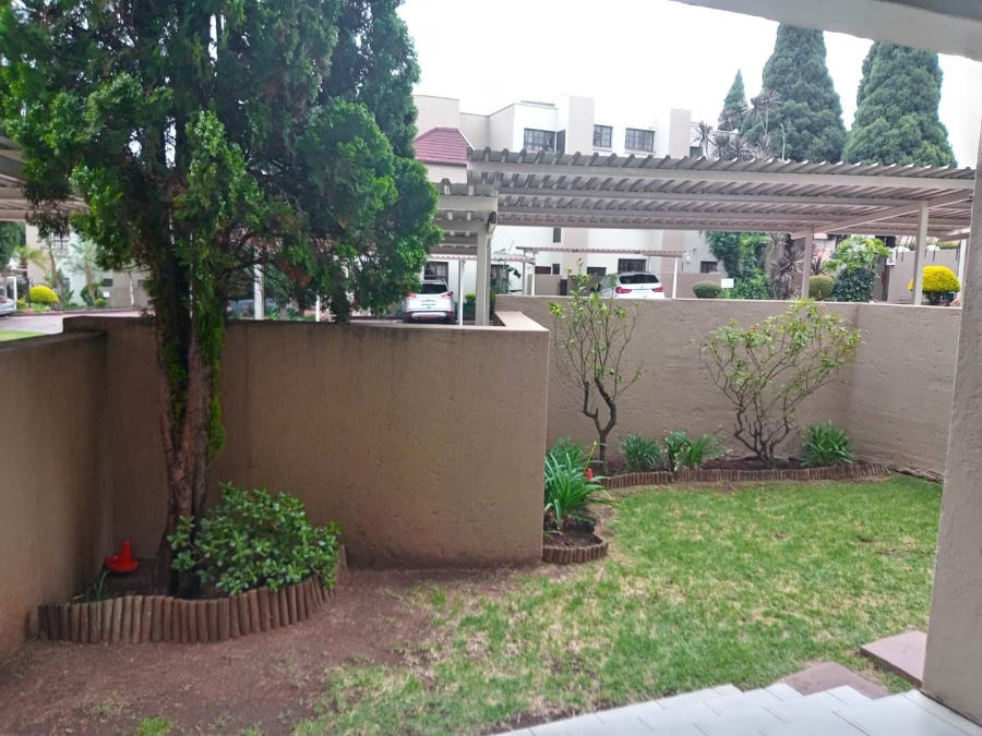 To Let 3 Bedroom Property for Rent in Dowerglen Gauteng