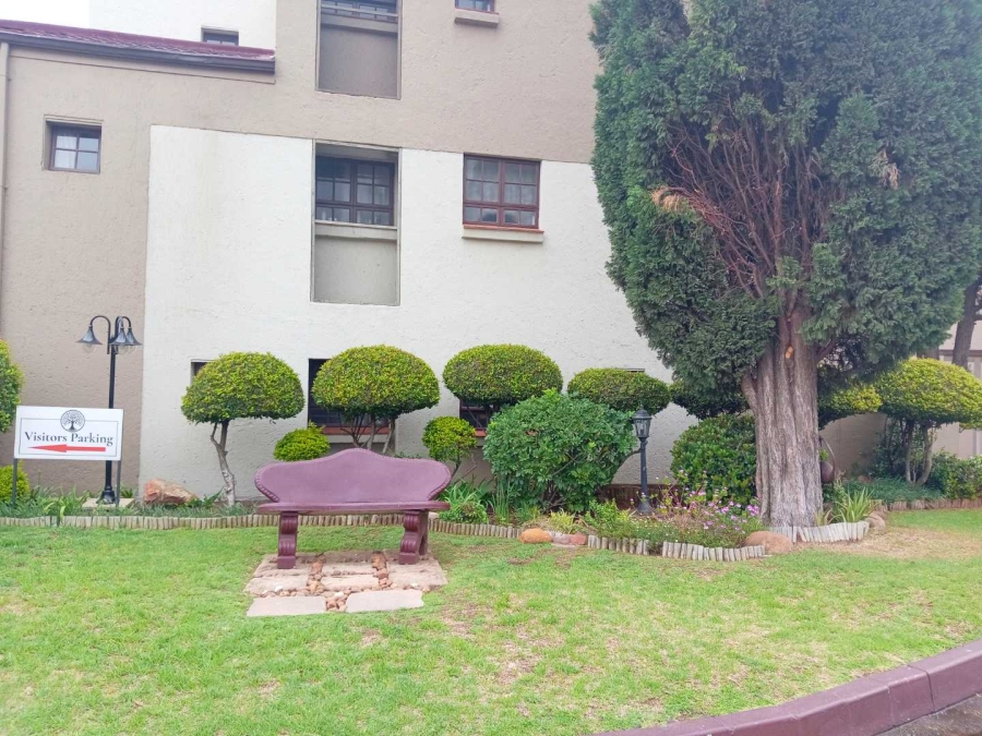 To Let 3 Bedroom Property for Rent in Dowerglen Gauteng