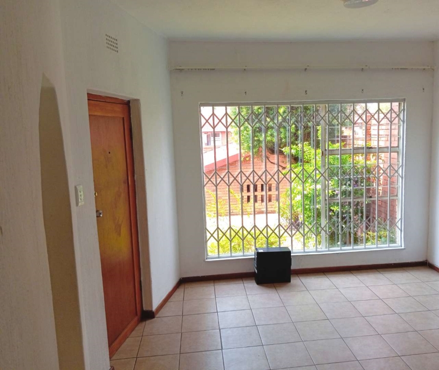 To Let 3 Bedroom Property for Rent in Lyndhurst Gauteng