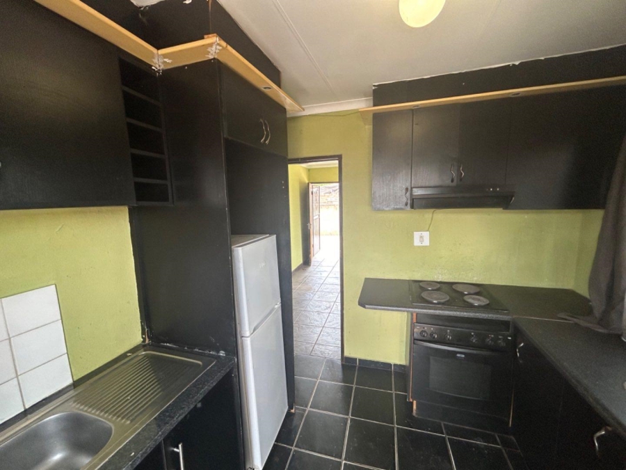 To Let 3 Bedroom Property for Rent in Vosloorus Gauteng