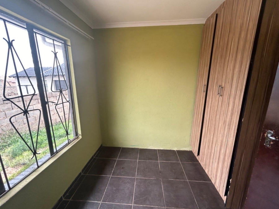 To Let 3 Bedroom Property for Rent in Vosloorus Gauteng