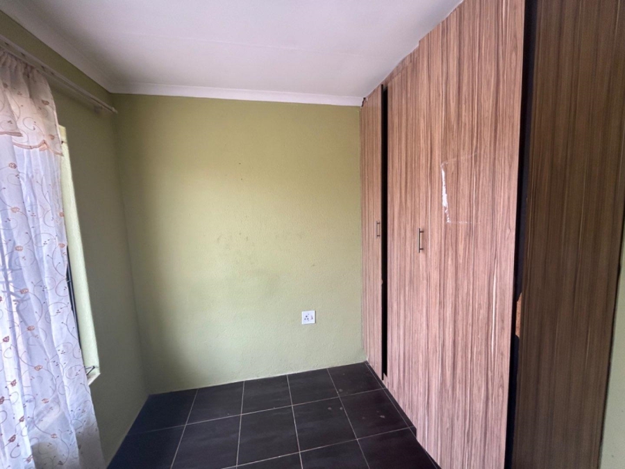 To Let 3 Bedroom Property for Rent in Vosloorus Gauteng