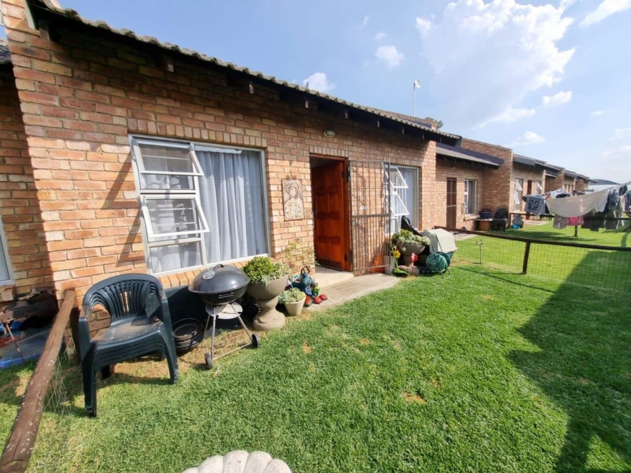 2 Bedroom Property for Sale in Riversdale Gauteng