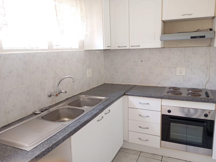 3 Bedroom Property for Sale in Oakdene Gauteng