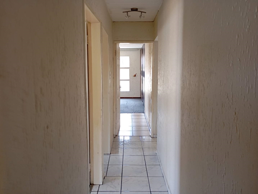 3 Bedroom Property for Sale in Oakdene Gauteng