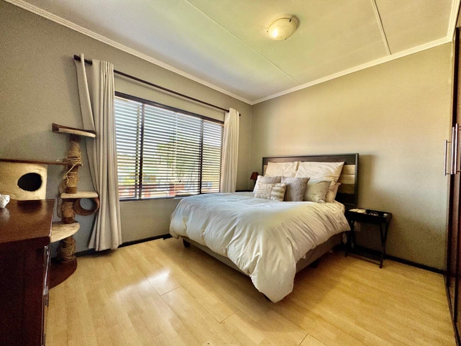 2 Bedroom Property for Sale in Glenvista Gauteng