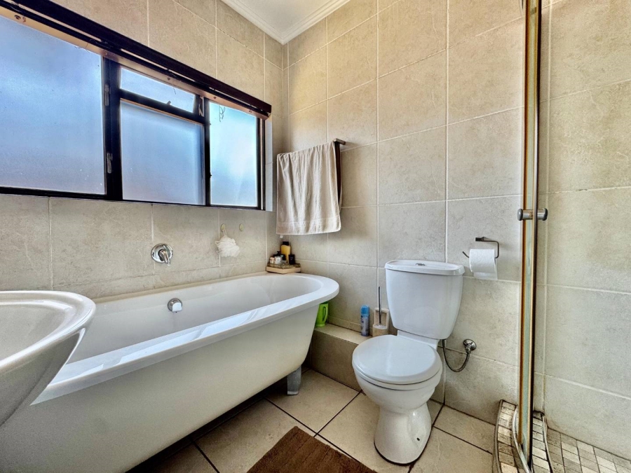 2 Bedroom Property for Sale in Glenvista Gauteng