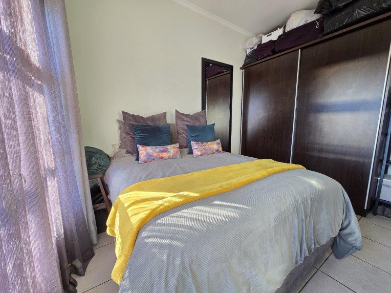 2 Bedroom Property for Sale in Oakdene Gauteng