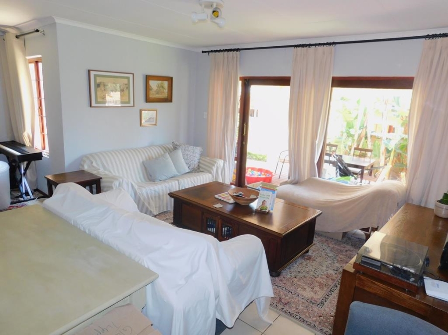 To Let 3 Bedroom Property for Rent in Douglasdale Gauteng