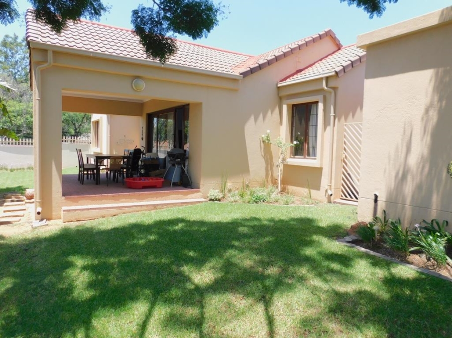 To Let 3 Bedroom Property for Rent in Douglasdale Gauteng