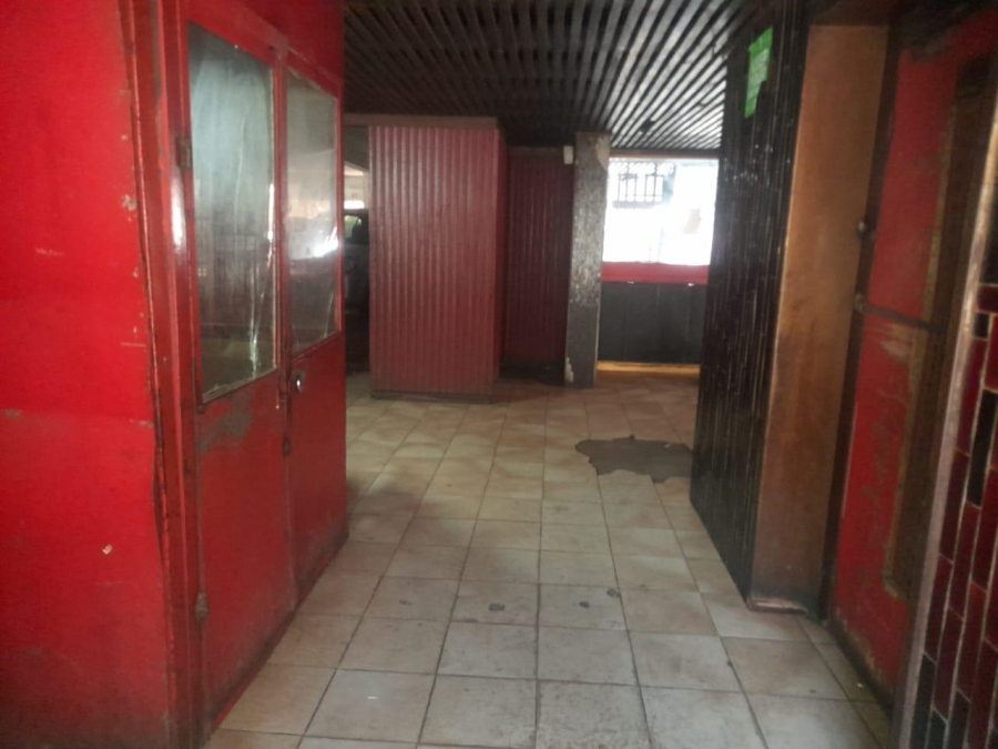 1 Bedroom Property for Sale in Hillbrow Gauteng