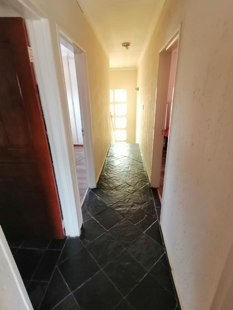 To Let 3 Bedroom Property for Rent in Dalpark Gauteng