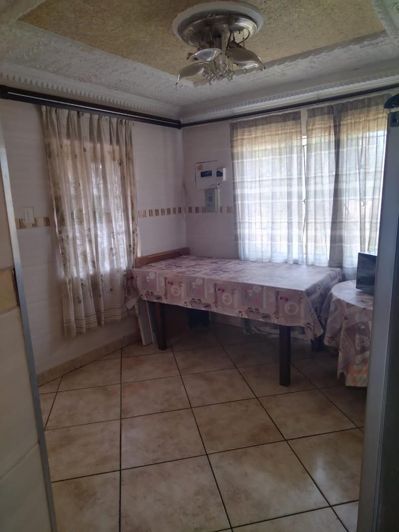 To Let 3 Bedroom Property for Rent in Lindo Park Gauteng