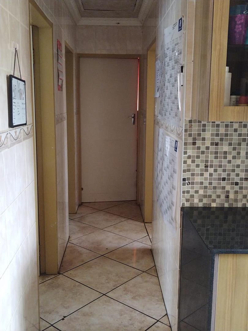 To Let 3 Bedroom Property for Rent in Lindo Park Gauteng