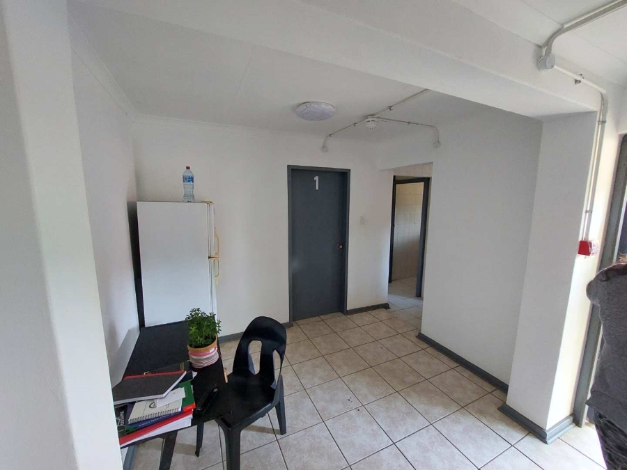 To Let 1 Bedroom Property for Rent in Menlo Park Gauteng