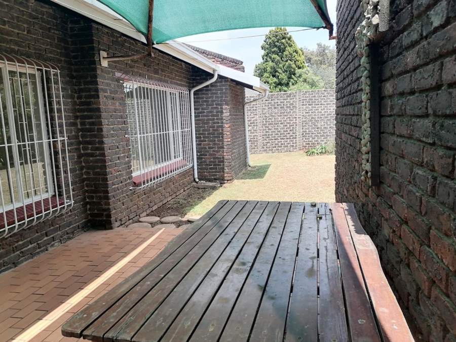 3 Bedroom Property for Sale in Birchleigh Gauteng