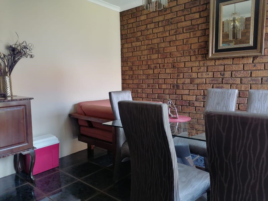 2 Bedroom Property for Sale in Norkem Park Gauteng