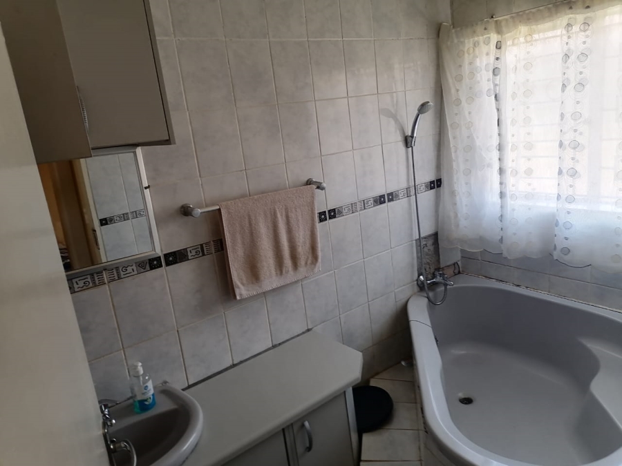 2 Bedroom Property for Sale in Norkem Park Gauteng