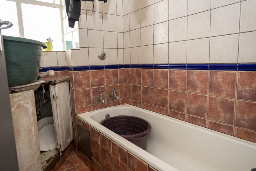 2 Bedroom Property for Sale in Pretoria Central Gauteng