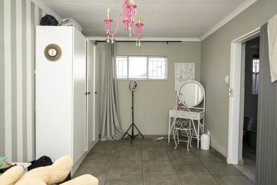 3 Bedroom Property for Sale in Zwartkop Gauteng