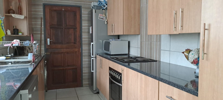 3 Bedroom Property for Sale in Mayberry Park Gauteng