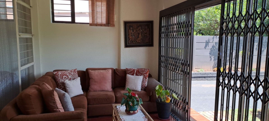 3 Bedroom Property for Sale in Glenanda Gauteng