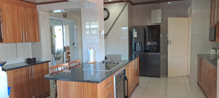 3 Bedroom Property for Sale in Glenanda Gauteng